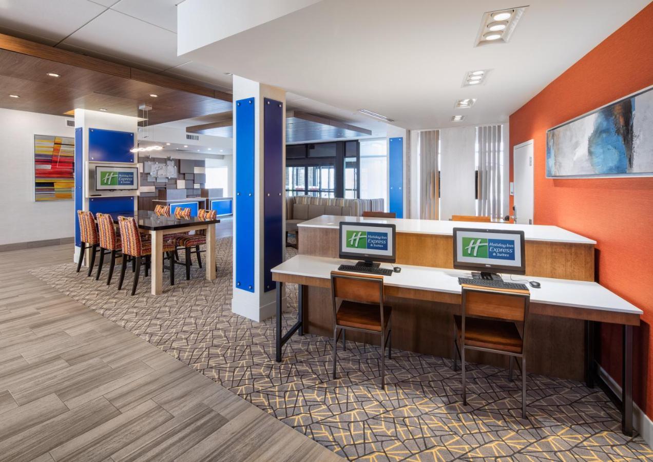Holiday Inn Express East Peoria - Riverfront By Ihg Kültér fotó